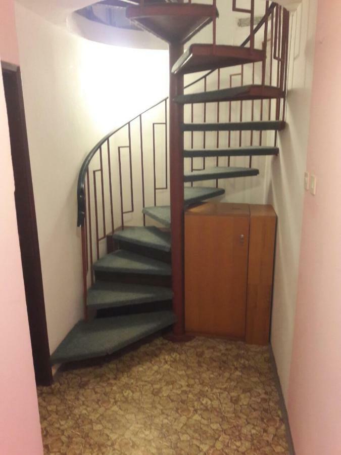 Suncica Apartments Kaštela Екстериор снимка